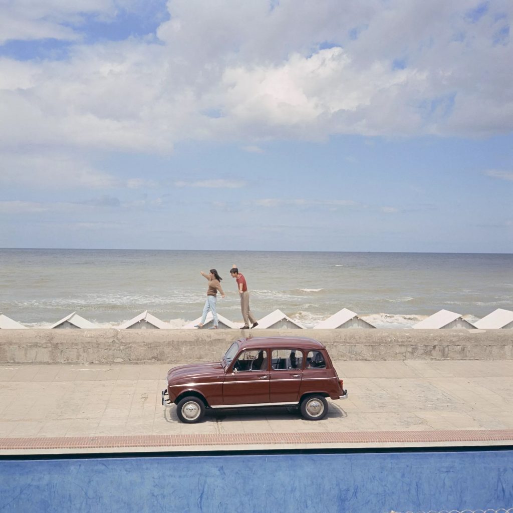 Produite entre 1961 et 1992, la Renault 4L reviendra en 2025 dans une version électrique.