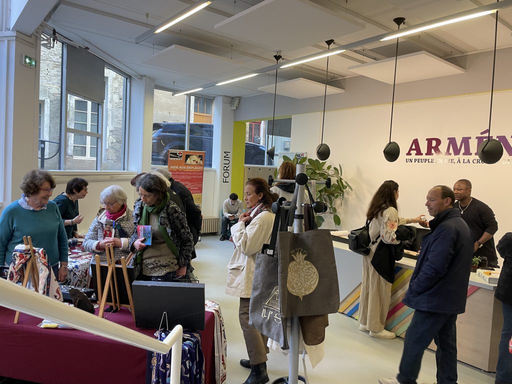 Brocante arménienne organisé pendant l'exposition