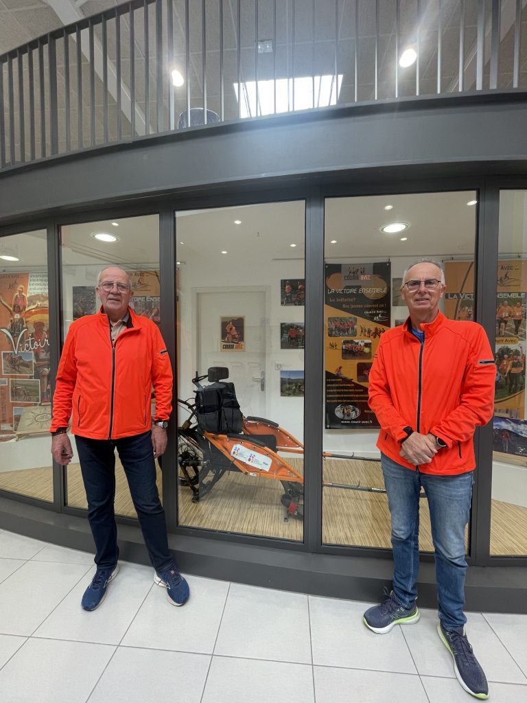 Henri Olive et Didier Caillon, membres et coureurs de l'association CourirAvec.
